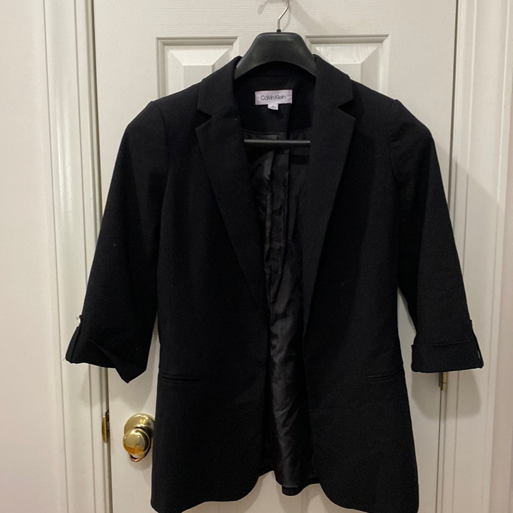 Calvin Klein medium black jacket three-quarter sleeve to pockets in front